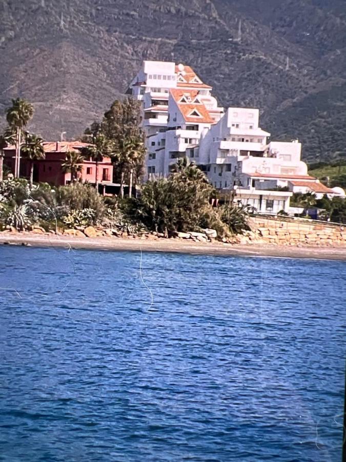 On The Beach - Penthouse On The Mediterranean Estepona Eksteriør bilde