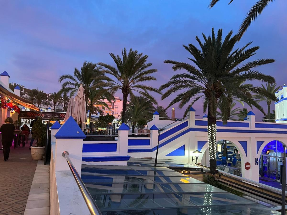 On The Beach - Penthouse On The Mediterranean Estepona Eksteriør bilde