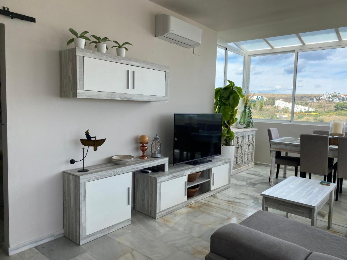 On The Beach - Penthouse On The Mediterranean Estepona Eksteriør bilde